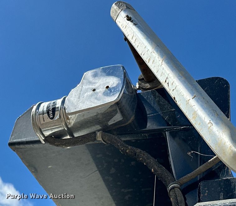 image for item OM9362 2020 Peterbilt  567 dump truck