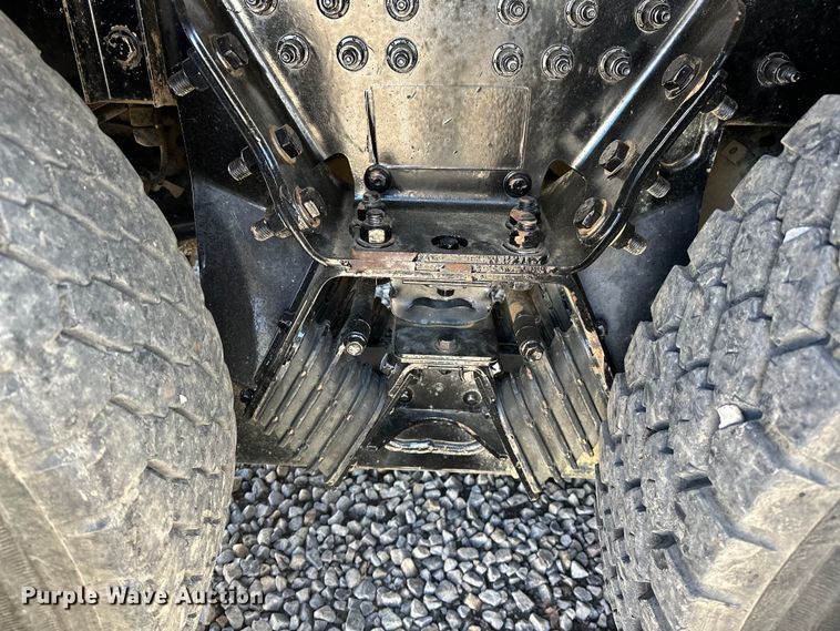 image for item OM9362 2020 Peterbilt  567 dump truck