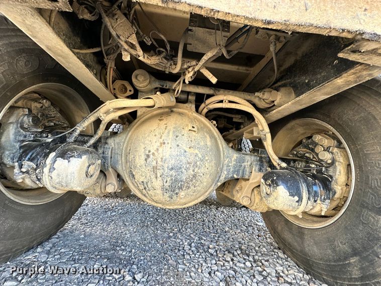 image for item OM9362 2020 Peterbilt  567 dump truck