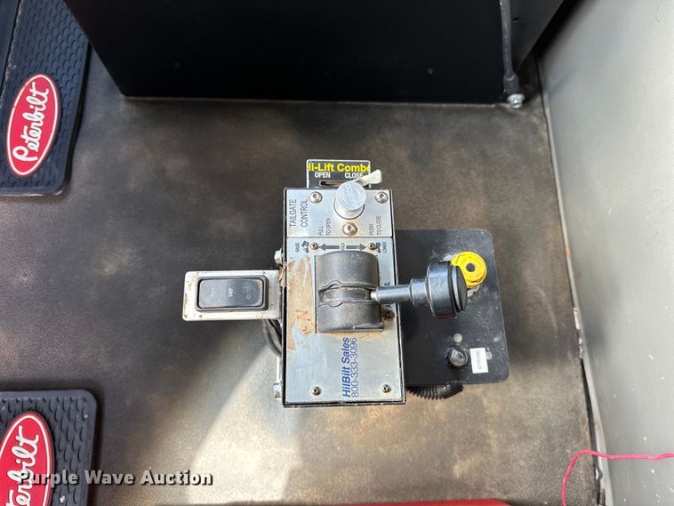 image for item OM9362 2020 Peterbilt  567 dump truck