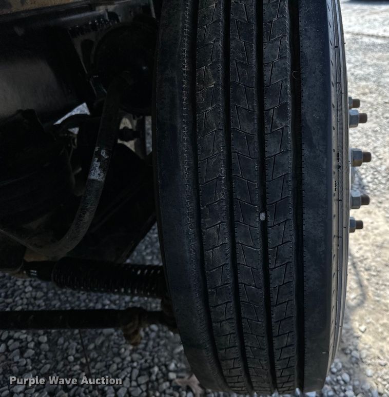 image for item OM9362 2020 Peterbilt  567 dump truck