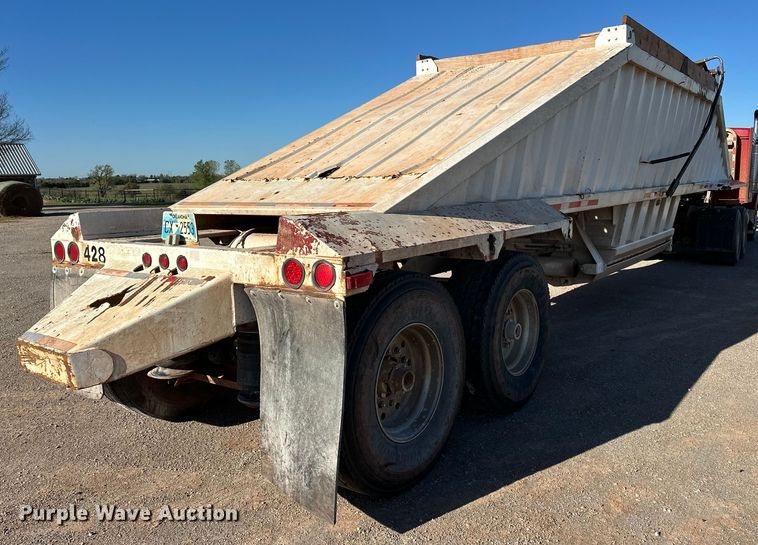 image for item OM9445 2004 CTS bottom dump trailer