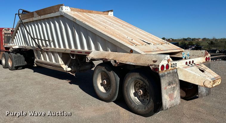 image for item OM9445 2004 CTS bottom dump trailer