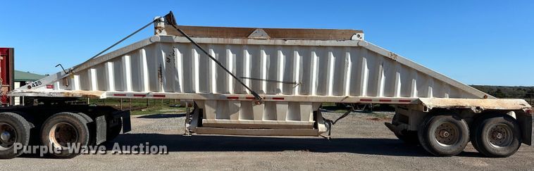 image for item OM9445 2004 CTS bottom dump trailer