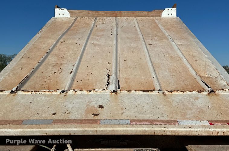 image for item OM9445 2004 CTS bottom dump trailer