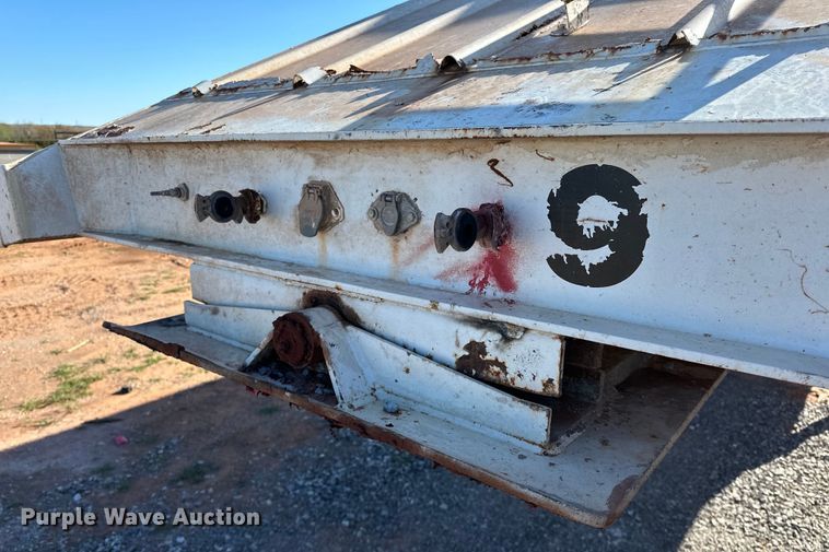 image for item OM9445 2004 CTS bottom dump trailer