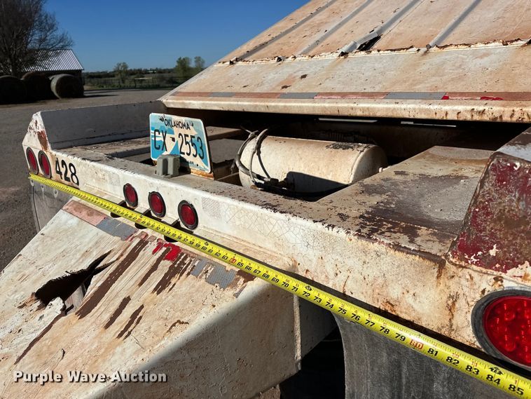 image for item OM9445 2004 CTS bottom dump trailer