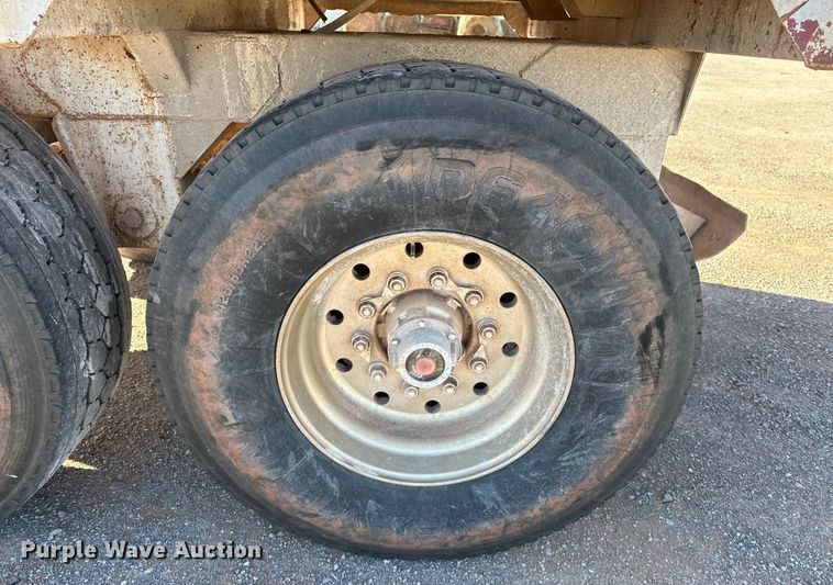 image for item OM9445 2004 CTS bottom dump trailer