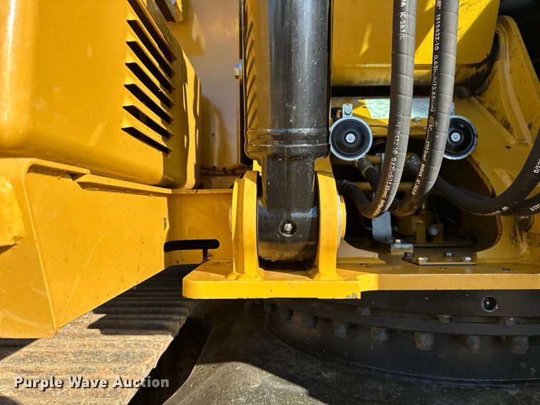 image for item OM9451 2019 Caterpillar  313FL excavator