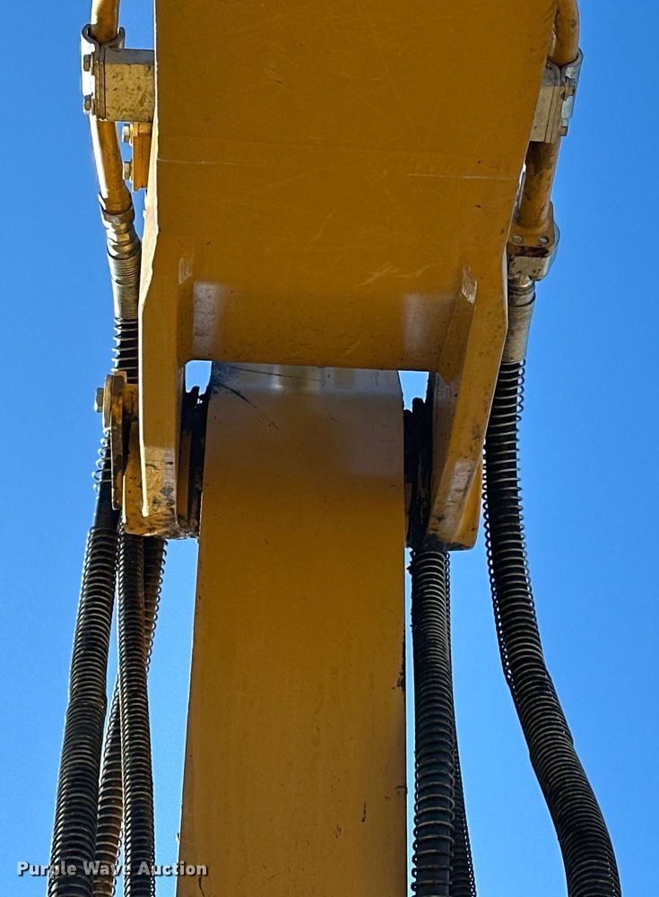 image for item OM9451 2019 Caterpillar  313FL excavator