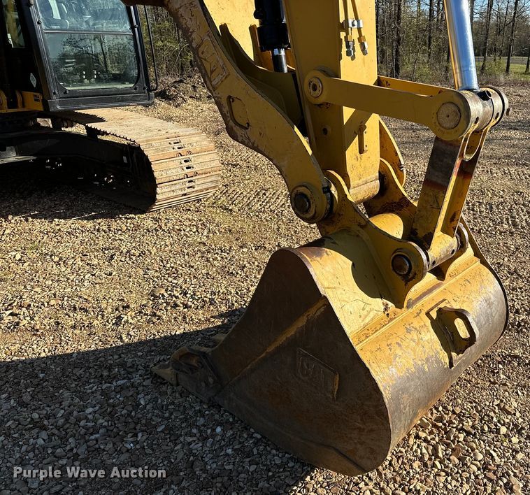 image for item OM9451 2019 Caterpillar  313FL excavator