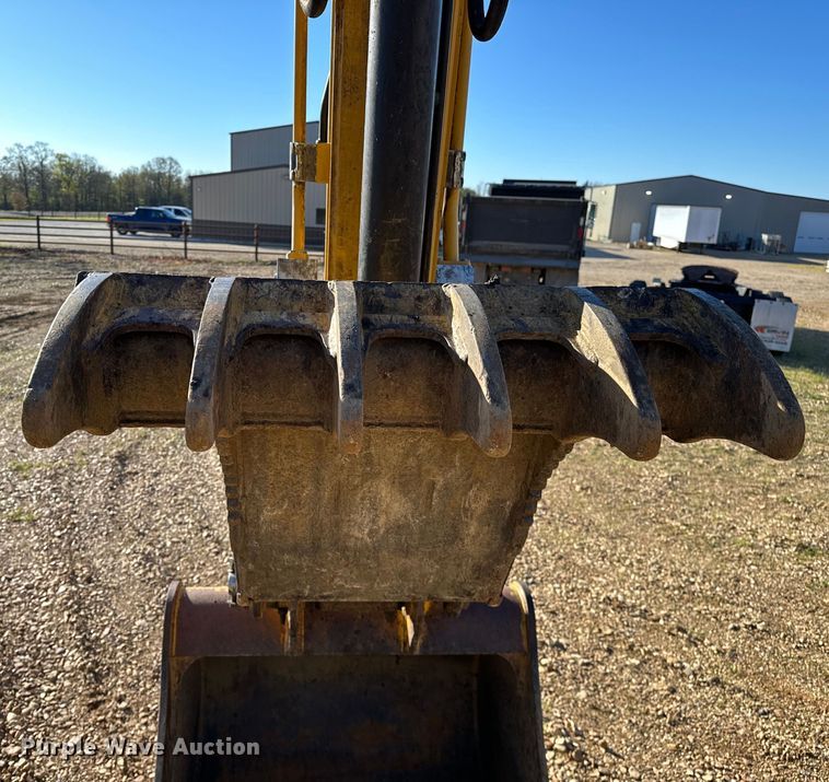image for item OM9451 2019 Caterpillar  313FL excavator