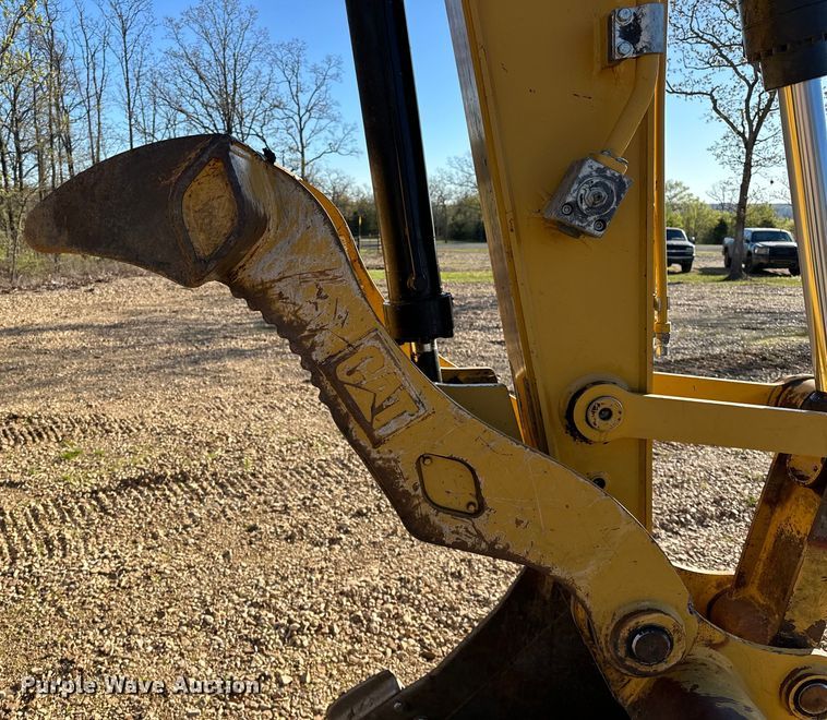 image for item OM9451 2019 Caterpillar  313FL excavator