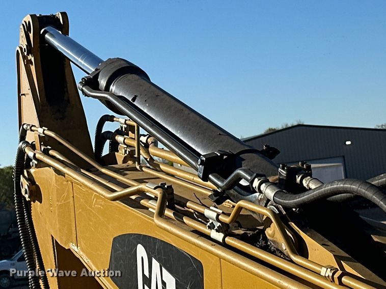 image for item OM9451 2019 Caterpillar  313FL excavator