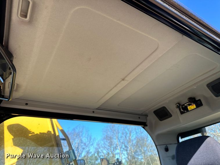 image for item OM9451 2019 Caterpillar  313FL excavator