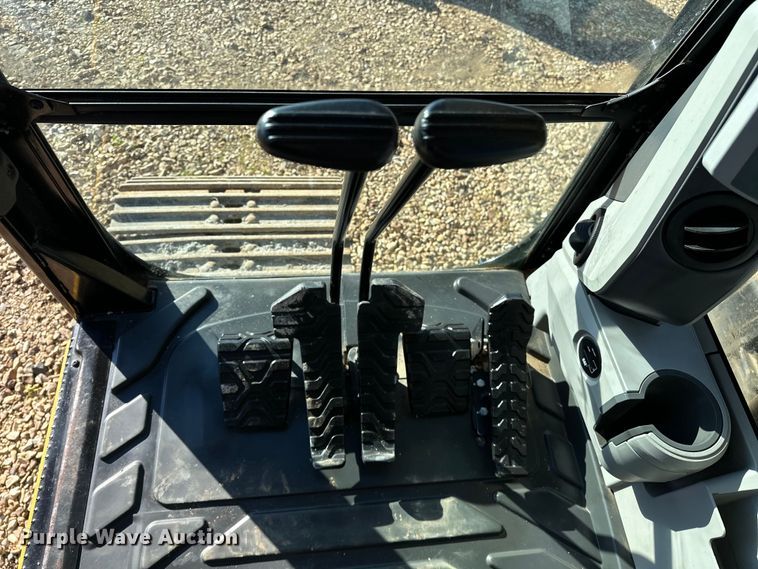 image for item OM9451 2019 Caterpillar  313FL excavator