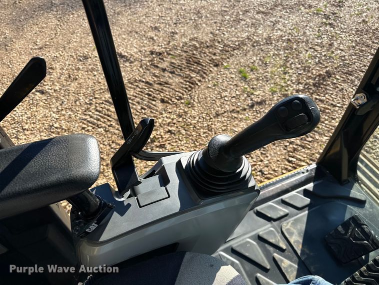 image for item OM9451 2019 Caterpillar  313FL excavator