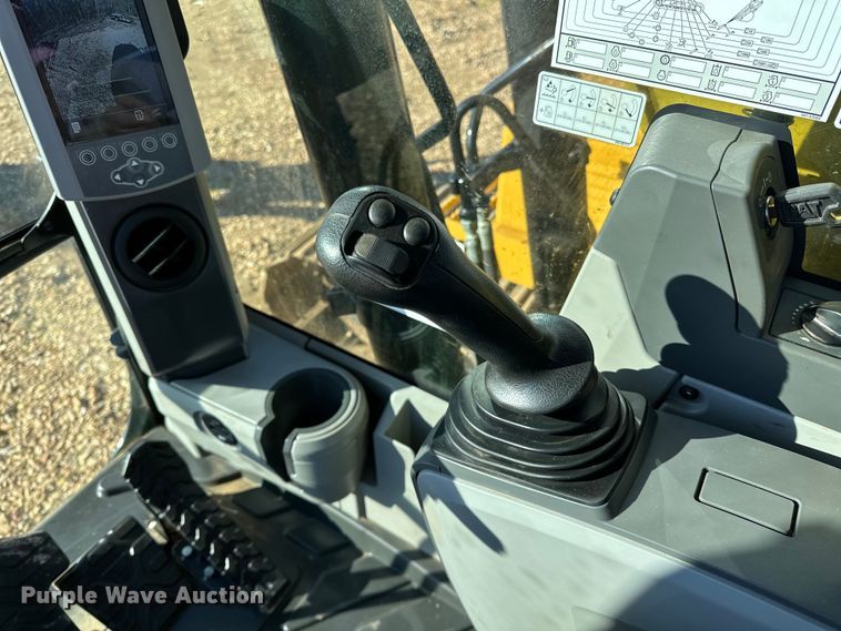 image for item OM9451 2019 Caterpillar  313FL excavator