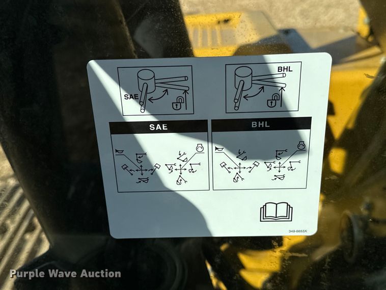 image for item OM9451 2019 Caterpillar  313FL excavator
