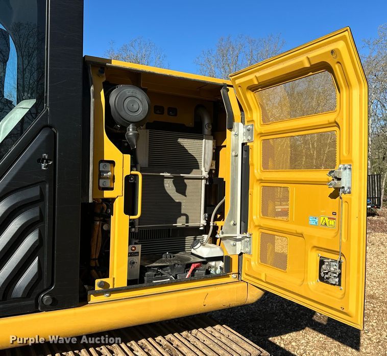 image for item OM9451 2019 Caterpillar  313FL excavator