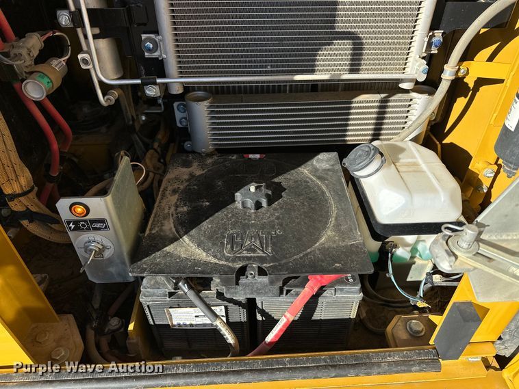 image for item OM9451 2019 Caterpillar  313FL excavator