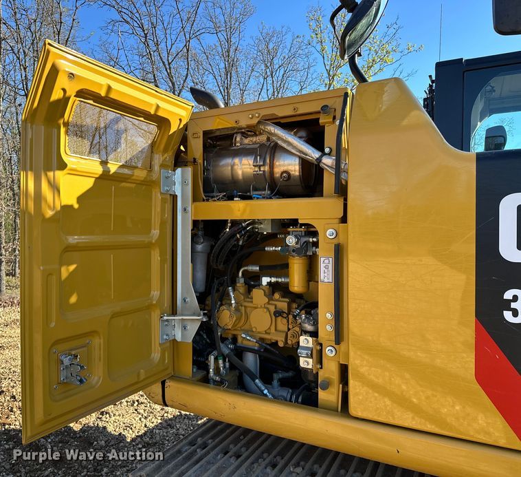 image for item OM9451 2019 Caterpillar  313FL excavator