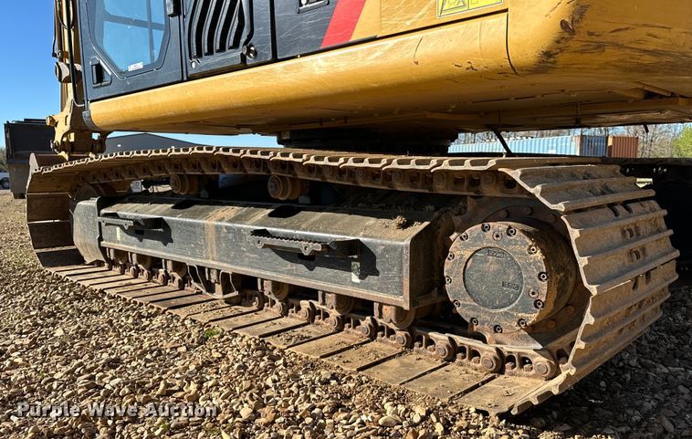 image for item OM9451 2019 Caterpillar  313FL excavator