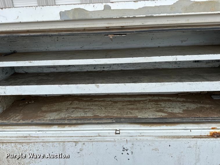 image for item OM9945 2009 International  DuraStar 4300 bucket truck