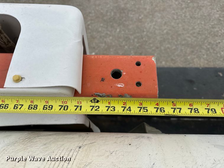 image for item OM9945 2009 International  DuraStar 4300 bucket truck