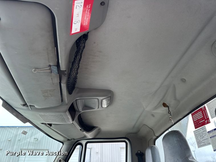 image for item OM9945 2009 International  DuraStar 4300 bucket truck