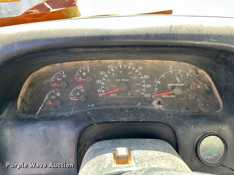 image for item OM9962 2005 Ford F750 Super Duty water truck