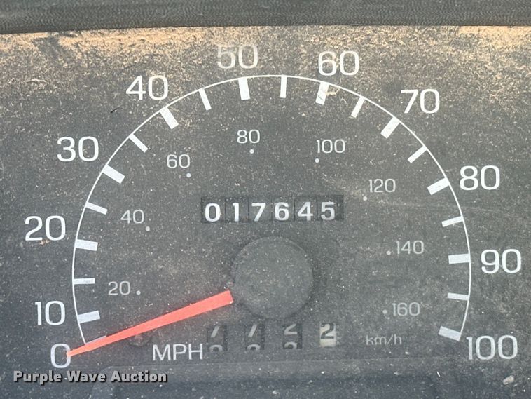 image for item OM9962 2005 Ford F750 Super Duty water truck