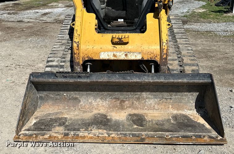 image for item OM9966 2011 Caterpillar  299C tracked skid steer loader