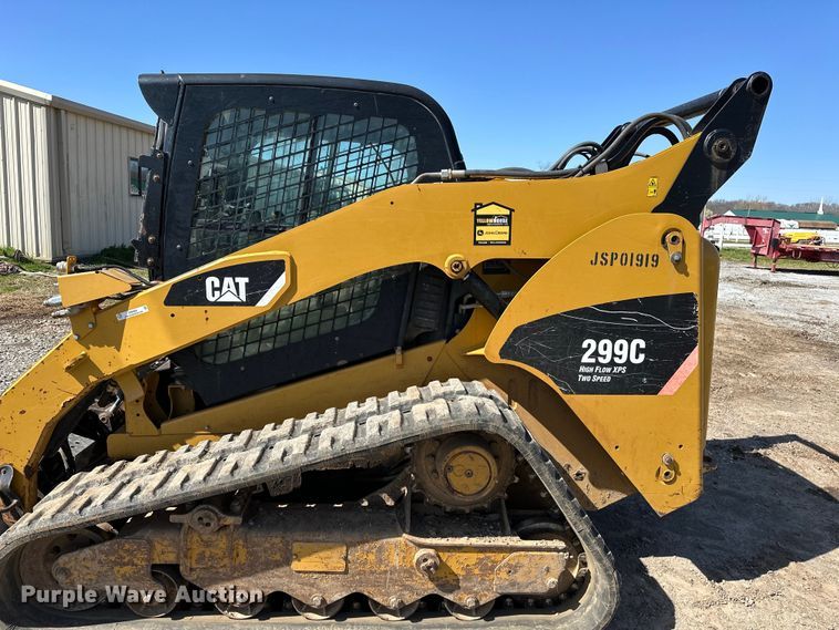 image for item OM9966 2011 Caterpillar  299C tracked skid steer loader