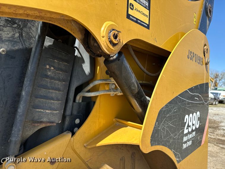 image for item OM9966 2011 Caterpillar  299C tracked skid steer loader