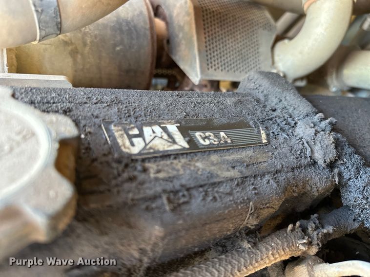 image for item OM9966 2011 Caterpillar  299C tracked skid steer loader