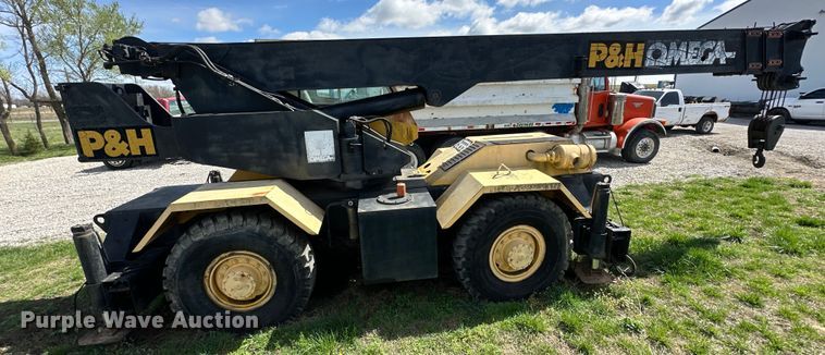 image for item OM9992 1981 P&H  Omega 20 crane