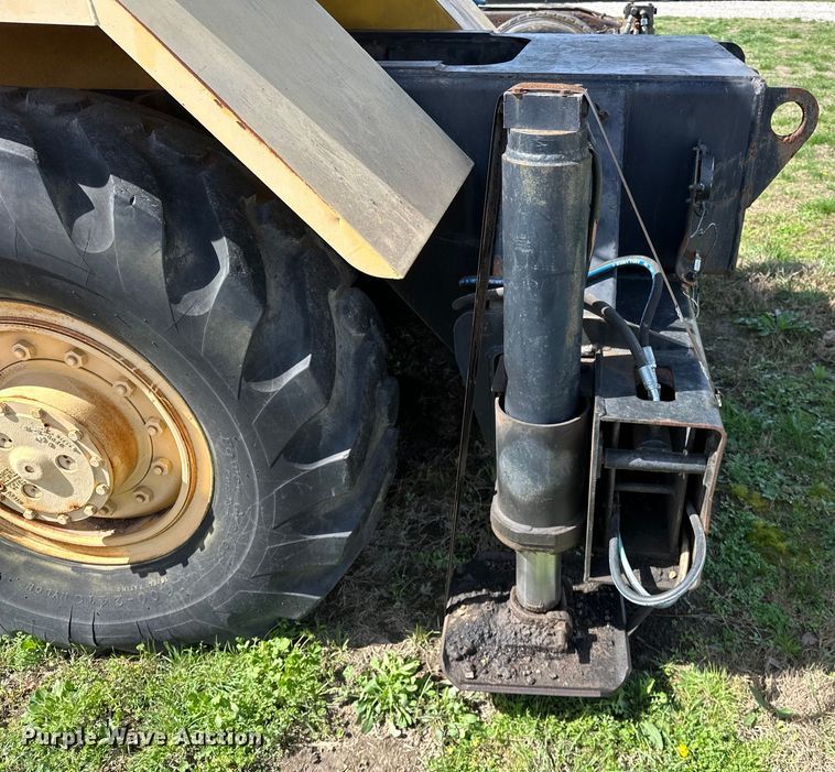 image for item OM9992 1981 P&H  Omega 20 crane