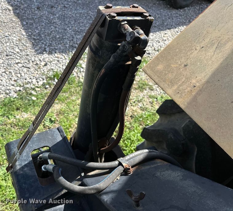 image for item OM9992 1981 P&H  Omega 20 crane