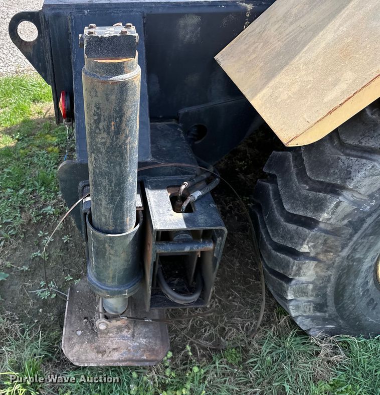 image for item OM9992 1981 P&H  Omega 20 crane