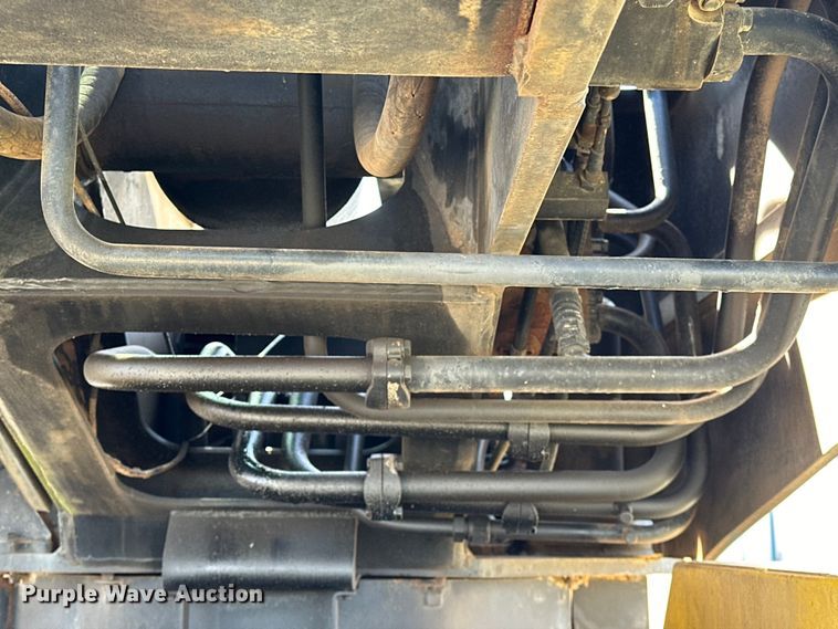 image for item OM9992 1981 P&H  Omega 20 crane