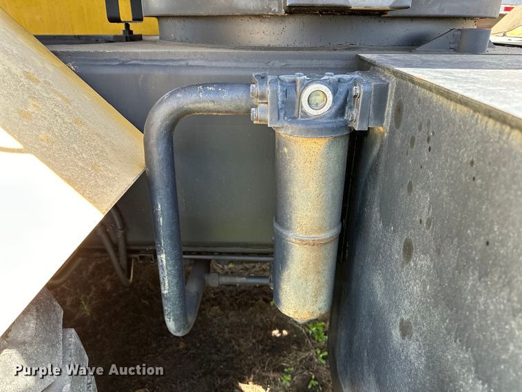 image for item OM9992 1981 P&H  Omega 20 crane