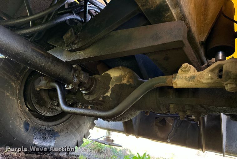 image for item OM9992 1981 P&H  Omega 20 crane