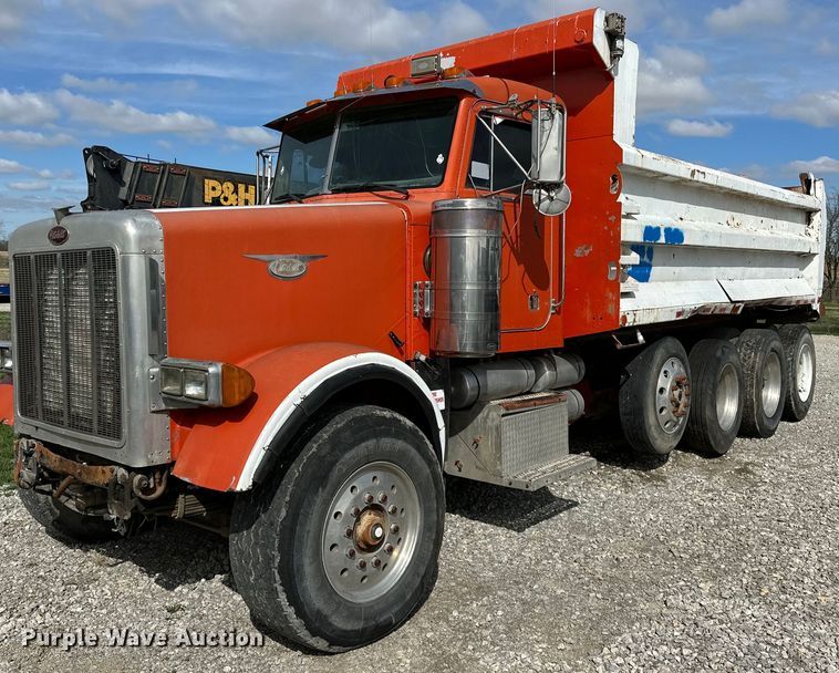 image for item OM9996 1996 Peterbilt  357 dump truck