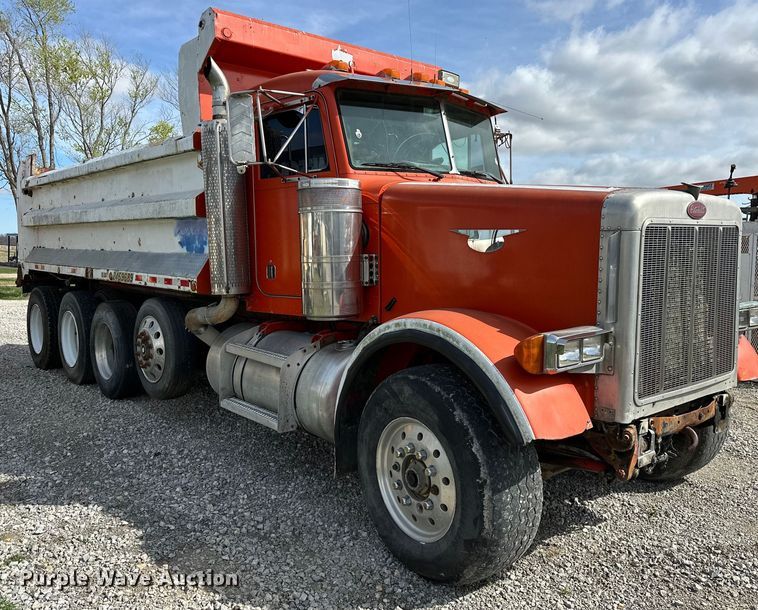image for item OM9996 1996 Peterbilt  357 dump truck