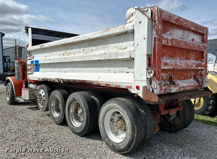image for item OM9996 1996 Peterbilt  357 dump truck