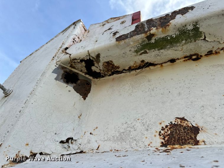 image for item OM9996 1996 Peterbilt  357 dump truck