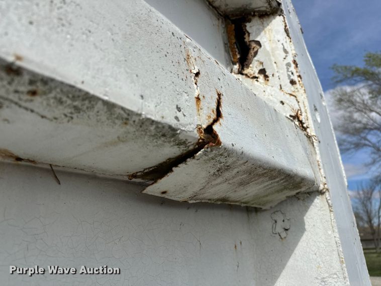 image for item OM9996 1996 Peterbilt  357 dump truck