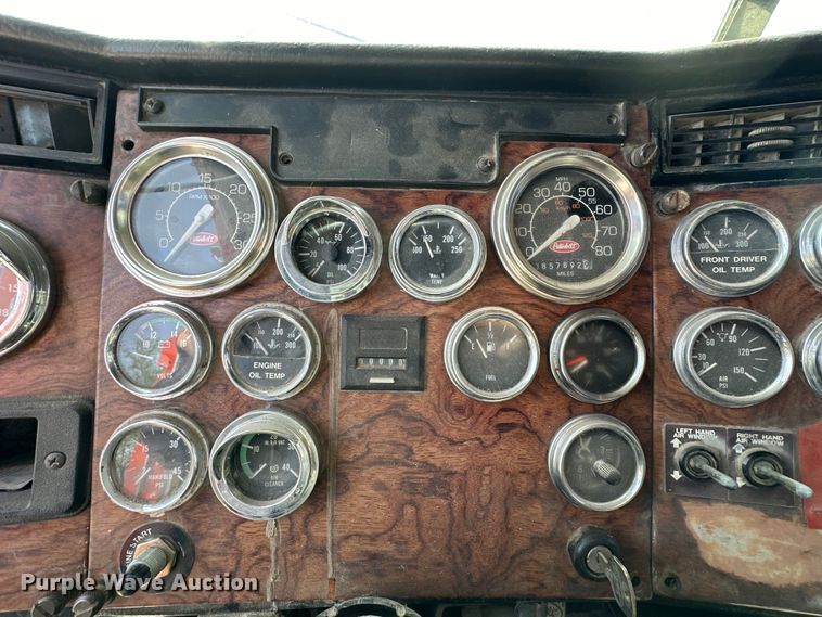 image for item OM9996 1996 Peterbilt  357 dump truck