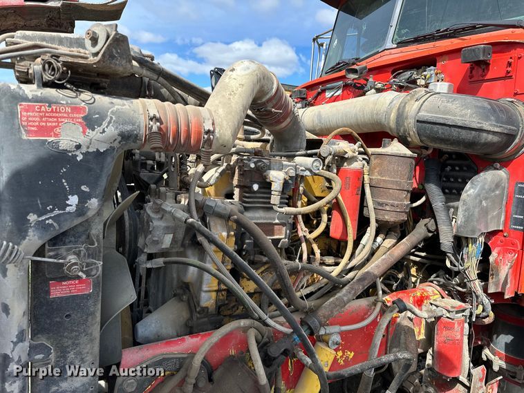 image for item OM9996 1996 Peterbilt  357 dump truck